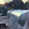 Construire une serre solaire passive à partir d'un ancien abri d'auto